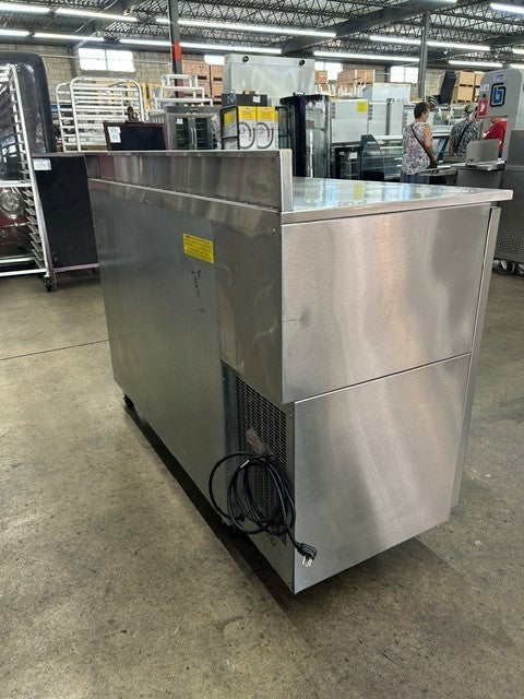 Glastender C1FB60 60" Refrigerated Back Bar Cabinet (USED UNIT)