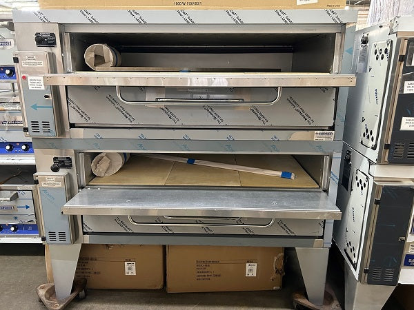 Bakers Pride 452 Gas Double Deck Pizza Oven - SUPERDeck Series 8" - OUT OF CRATE UNIT