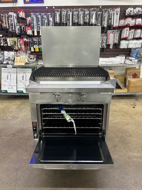 Southbend P32A-CC Platinum Heavy Duty Range 32"W Manual Charbroiler And Convection Oven - 125,000 BTU (USED)