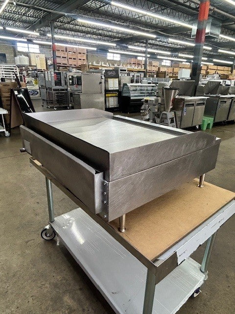 American Range ARTG-36-24 36" Wide Countertop Thermostatic Natural Gas Griddle 1" Thick Plate - (USED)