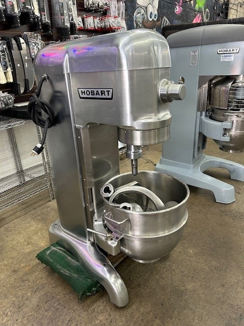 Hobart H-600D 60 Quart Mixer Including Hook, Flat Beater, Whip and Bowl 230V 1 phase (USED)