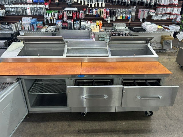 Randell 8395N Heavy-duty 95"W Pizza Prep Table (USED UNIT)
