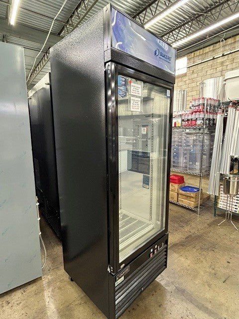 Dukers DSM-15F 27"W One Glass Door Merchandiser Freezer - 13.60 Cu. Ft - (SCRATCH & DENT)