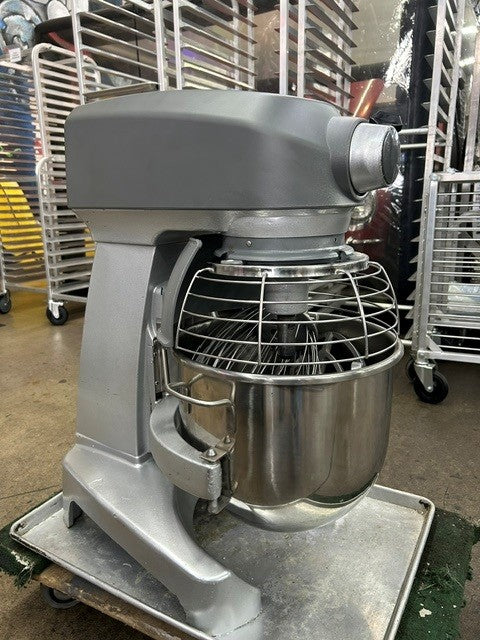 Hobart Legacy HL200 20 Qt Mixer -120V Includes Whip, Flat Beater and Bowl (USED UNIT)