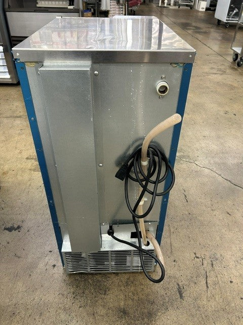 Hoshizaki AM-50BAE-AD 55lbs. Ice Maker With Built in Storage Bin (USED UNIT)