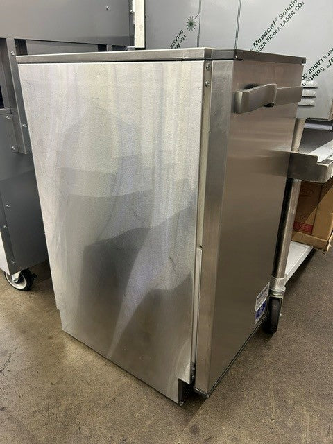 Manitowoc Ice SMS050A002 14 3/4"W Under counter Ice Maker 115V/1PH (USED UNIT)