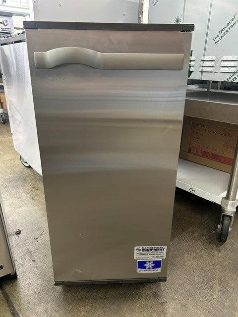 Manitowoc Ice SMS050A002 14 3/4"W Under counter Ice Maker 115V/1PH (USED UNIT)