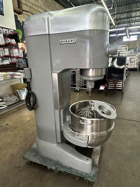 Hobart M-802 80 Quart Mixer Including Hook, Flat Beater, Whip and Bowl 220V 3 phase NEW PARTS (USED UNIT)