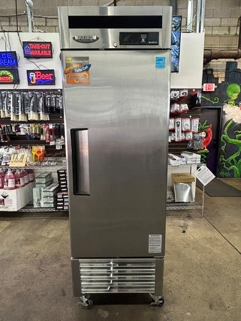 TURBO AIR TUR-MSR-23NM 27" Single Solid Door Refrigerator - 115V 1PH  (USED UNIT)