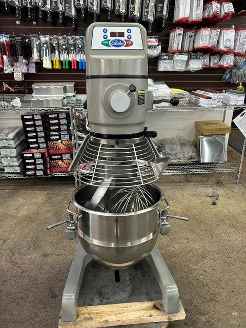Globe SP30 Planetary Dough Mixer - 30 Quarts - Floor Style - 3 Speeds - 115V, Single Phase - (USED UNIT)