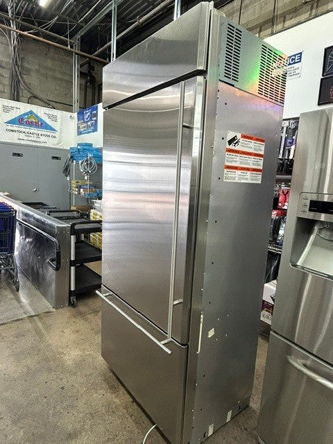 GE Monogram ZICS360NHBLH 36" Built-in Bottom Freezer Refrigerator (USED UNIT)