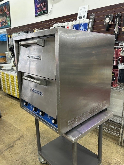 Bakers Pride P48S Counter-Top Electric Pizza Deck Oven (USED) - 208V - Single Phase - Two Compartments (TWO DECKS)