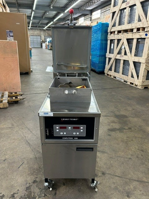 HENNY PENNY PFE500.01 40lbs Electric Pressure Fryer (LIGHTLY USED UNIT)