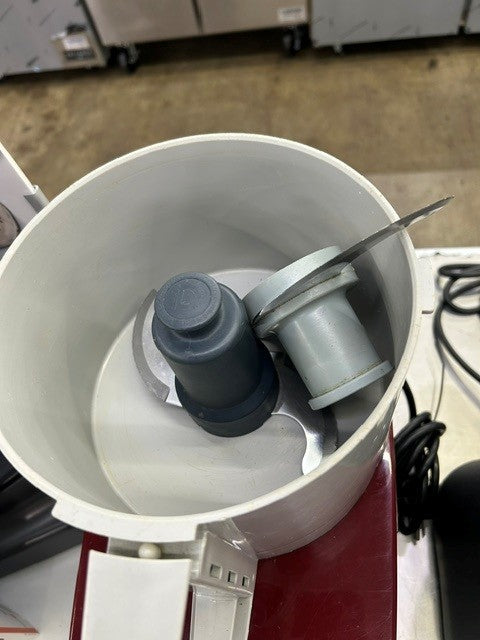 Robot Coupe R2 3 Quart Food Processor 120V (USED UNIT)