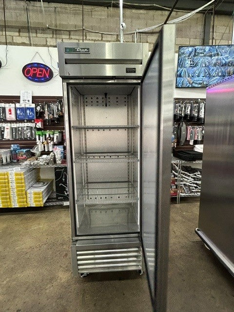 True Food Service T-23F-HC Reach-In Solid Door Freezer - 115V 1PH (USED UNIT)