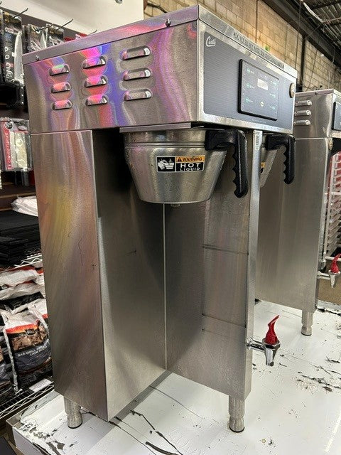 Curtis TP2T10A3100 Automatic High Volume Thermal Twin Coffee Maker - 220V (USED UNIT)