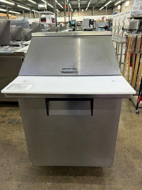 True TSSU-27-12M-B 27 5/8"W One Door Sandwich/ Salad Prep Table - USED UNIT!