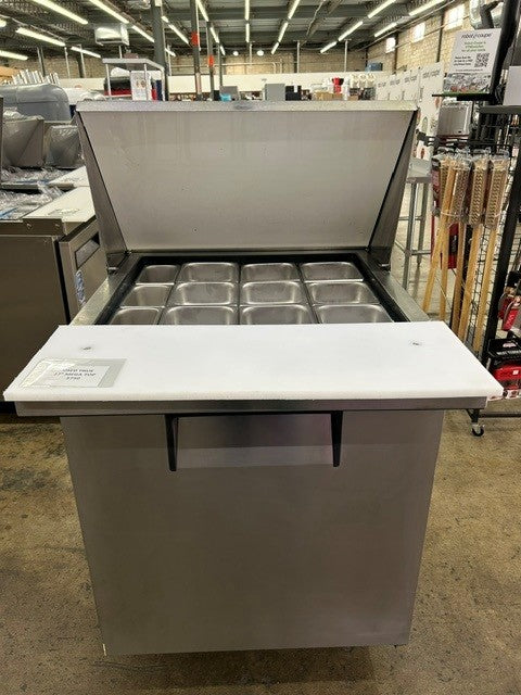 True TSSU-27-12M-B 27 5/8"W One Door Sandwich/ Salad Prep Table - USED UNIT!