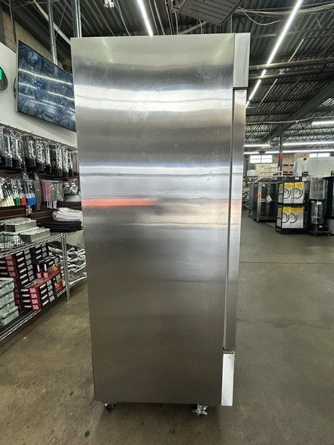 ADCRAFT U-STAR USFZ-1D Reach-In Solid Door Freezer - 115V 1PH (USED UNIT)