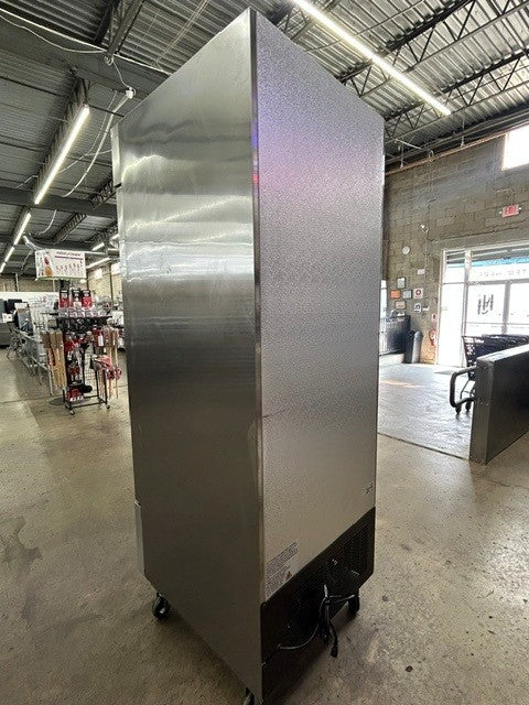 ADCRAFT U-STAR USFZ-1D Reach-In Solid Door Freezer - 115V 1PH (USED UNIT)