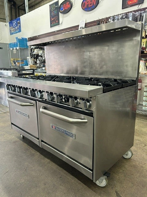 Bakers Pride 60-BP-10B-S26 Restaurant Series 10 Burner Gas Range with Two Standard 26" Ovens - 480,000 BTU (USED UNIT)