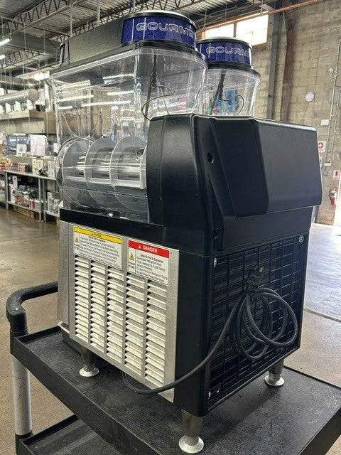 BUNN ULTRA NX 58000.0140 Double 3 Gallon Slushy Machine- 120V (USED UNIT)