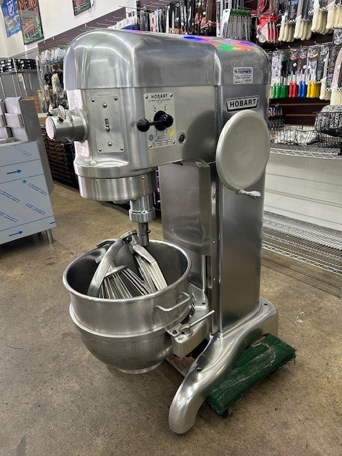 Hobart H-600D 60 Quart Mixer Including Hook, Flat Beater, Whip and Bowl 230V 1 phase (USED)