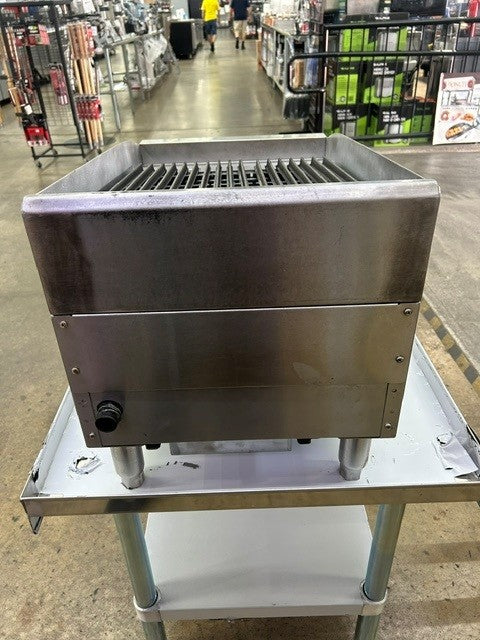CPG CR-15-NL 15" Gas Countertop Radiant Charbroiler - 40,000 BTU (USED UNIT)