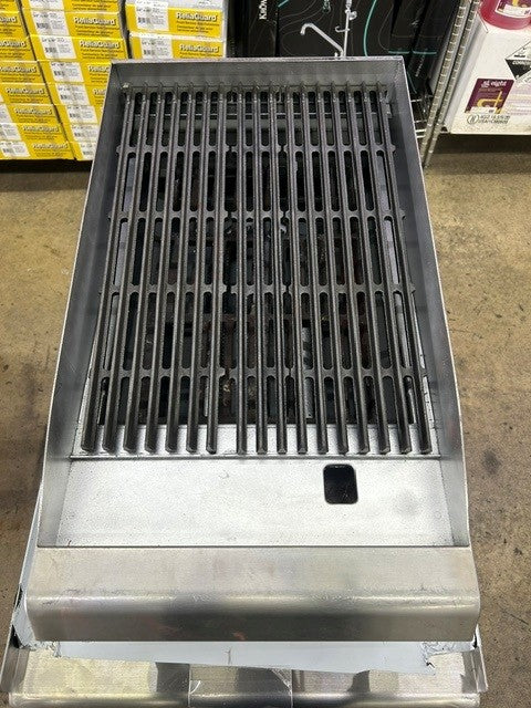 CPG CR-15-NL 15" Gas Countertop Radiant Charbroiler - 40,000 BTU (USED UNIT)
