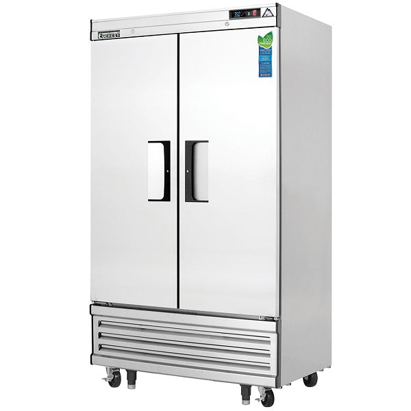 Everest EBNR2 Dual Solid Door Bottom Mount Narrow Reach-In Refrigerator 39.5"  FREE SHIPPING WITH LIFTGATE