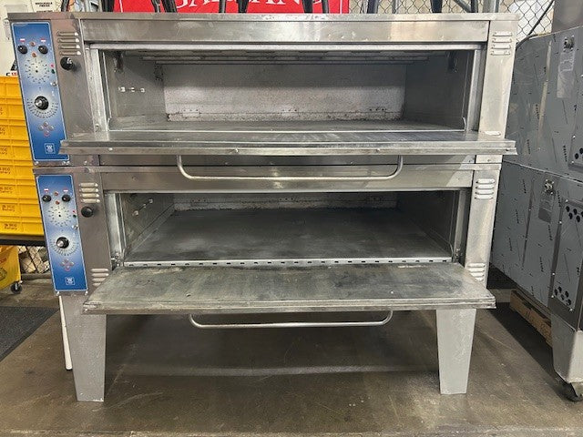 Bakers Pride ER-2-12-5736 Double Super Deck Electric Pizza Oven 208V 3 Phase (USED UNIT)