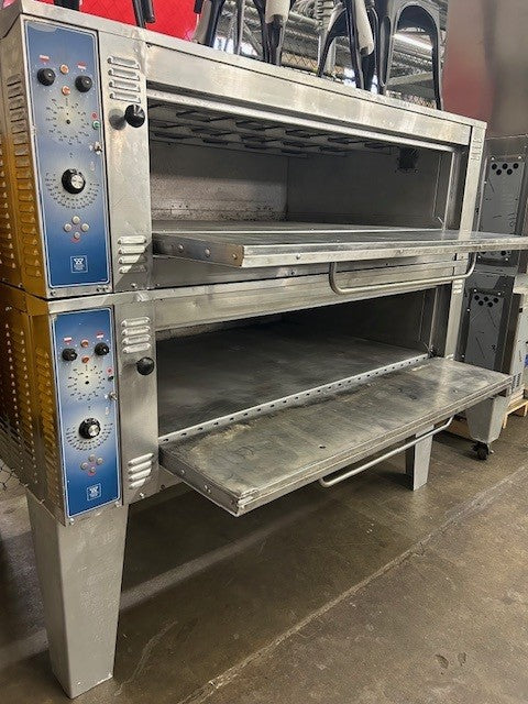 Bakers Pride ER-2-12-5736 Double Super Deck Electric Pizza Oven 208V 3 Phase (USED UNIT)