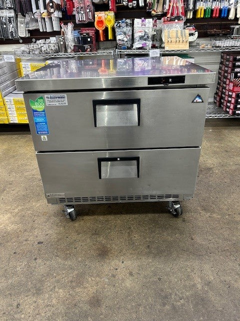 Everest ETBR1-D2 Drawered Under-Counter Refrigerator 27.5" (USED)