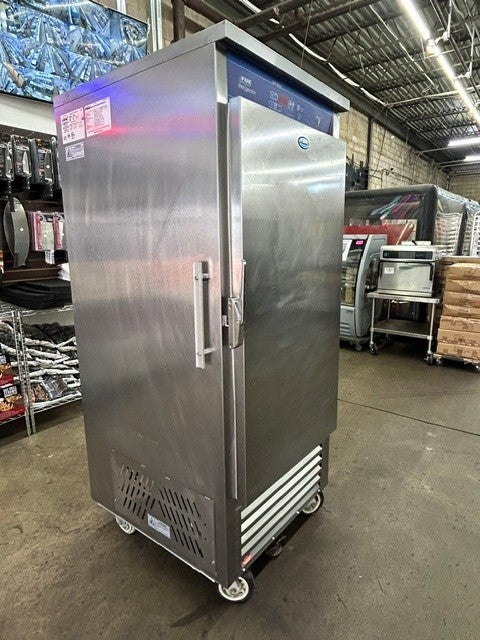 FWE URS-10 Mobile Refrigerated Cabinet - 120V 1Ph (USED UNIT)