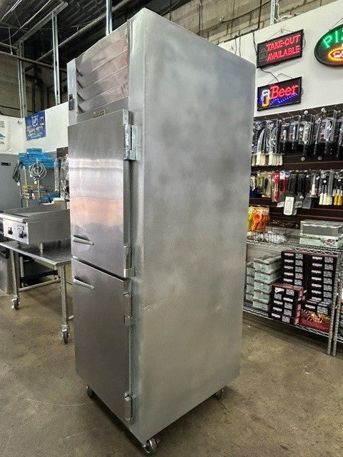 TRAULSEN G12000 Dual Door Reach-In Freezer - 115V 1PH (USED UNIT)