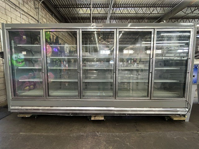 CustomCool GDR-5R Five Door Reach In Cooler - COMPRESSOR NOT INCLUDED (USED UNIT)