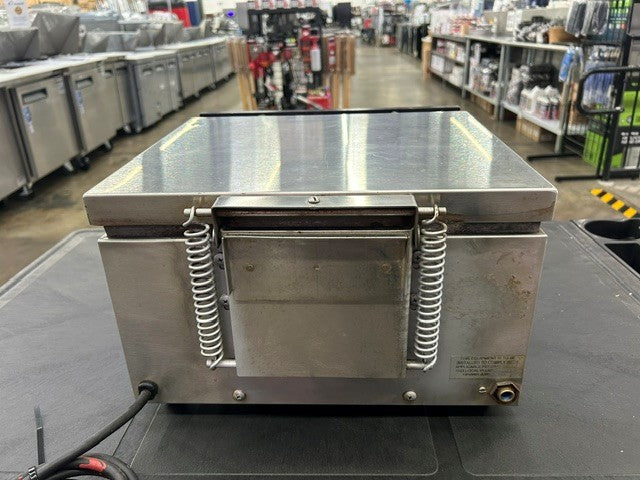 EMBERGLO ES5TS 1/2 Size Stainless Steel Electric Countertop Steamer - 120V (USED UNIT)