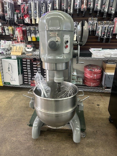 Hobart H-600 60 Quart Mixer Including Hook, Flat Beater, Whip and Bowl 208V 3 phase (USED)