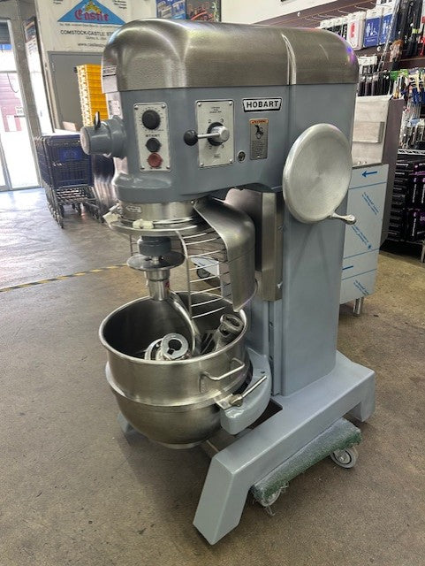 Hobart H-600T 60 Quart Mixer With Guard Including Hook, Flat Beater, Whip and Bowl 200V - 3 Phase (USED)
