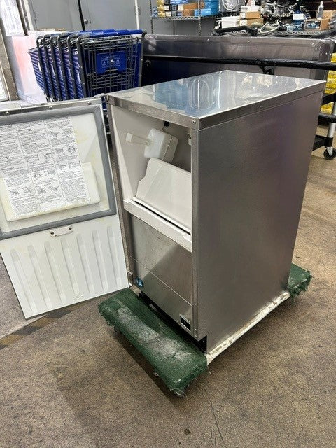 Hoshizaki AM-50BAE-AD 55lbs. Ice Maker With Built in Storage Bin (USED UNIT)