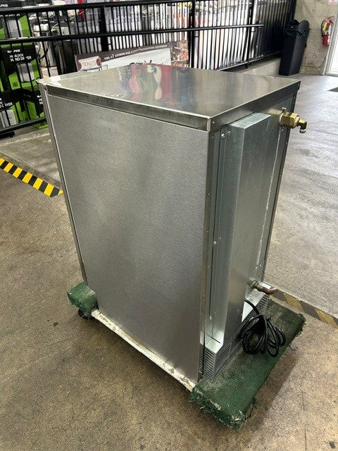 Hoshizaki AM-50BAE-AD 55lbs. Ice Maker With Built in Storage Bin (USED UNIT)