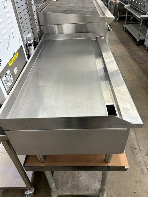 Magic Chef M48TG 48" Wide Countertop Thermostatic Natural Gas Griddle 3/4" Thick Plate - (USED UNIT)