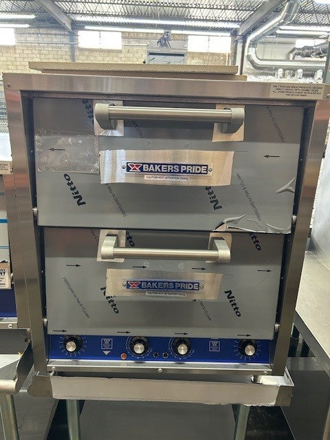 Bakers Pride P44S Counter-Top Electric Pizza Deck Oven - 208V - Single Phase - Two Compartments (DEMO UNIT)