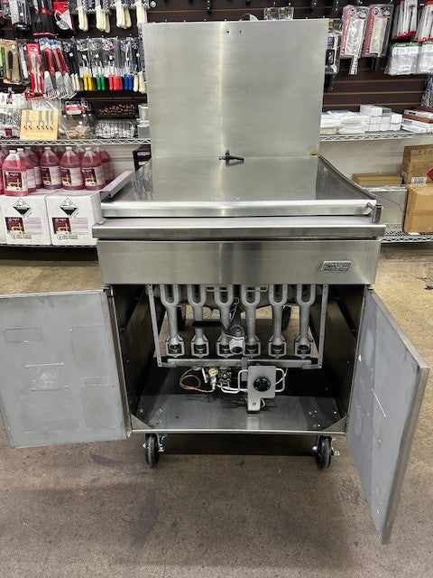Pitco Frialator 24PSS-E Middleby Series 150 lb. Fat Capacity Natural Gas Donut Fryer - 120,000 BTU (USED)