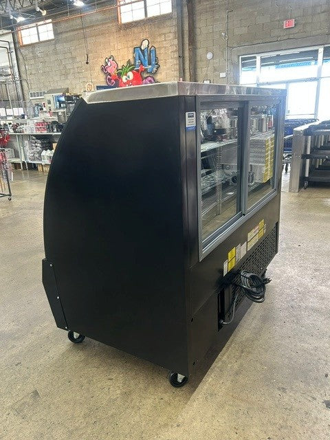 Ojeda USA RDCH-5 Dry Display Case 60.3" (USED)