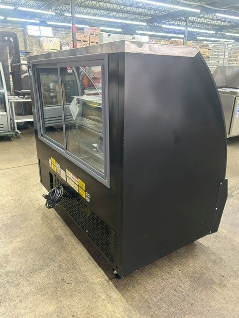 Ojeda USA RDCH-5 Dry Display Case 60.3" (USED)