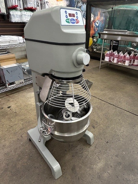 Globe SP30 Planetary Dough Mixer - 30 Quarts - Floor Style - 3 Speeds - 115V, Single Phase - (USED UNIT)