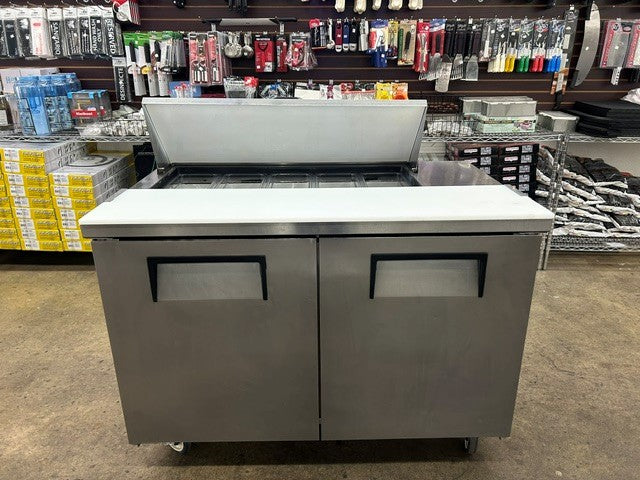 True TSSU-48-10 48 3/8"W Two Door Sandwich/ Salad Prep Table - USED UNIT!