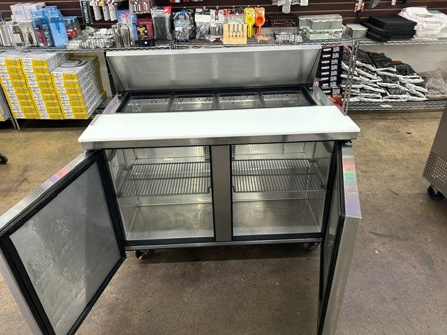 True TSSU-48-12 48 3/8"W Two Door Sandwich/ Salad Prep Table - USED UNIT!