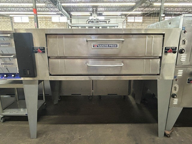 Bakers Pride Y-600 Gas Single Deck Pizza Oven - SUPERDeck Series 78” - 120,000 BTU (USED UNIT)